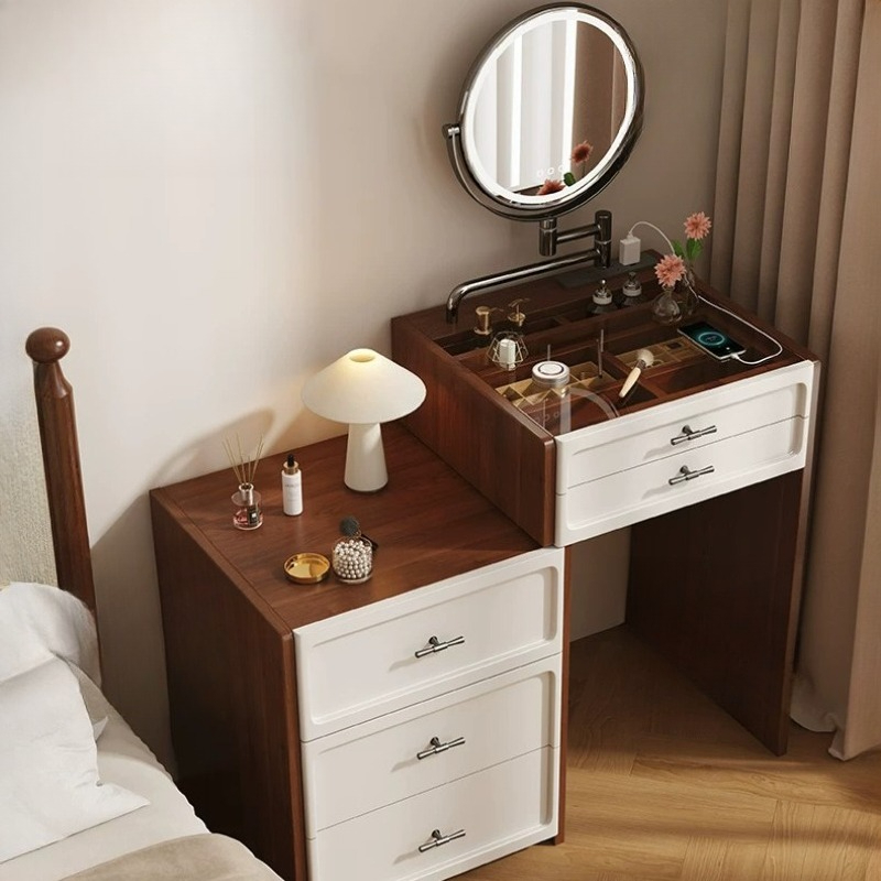 Niezbędne akcesoria do akademi – Beauty Without Makeup recenzja i cena
