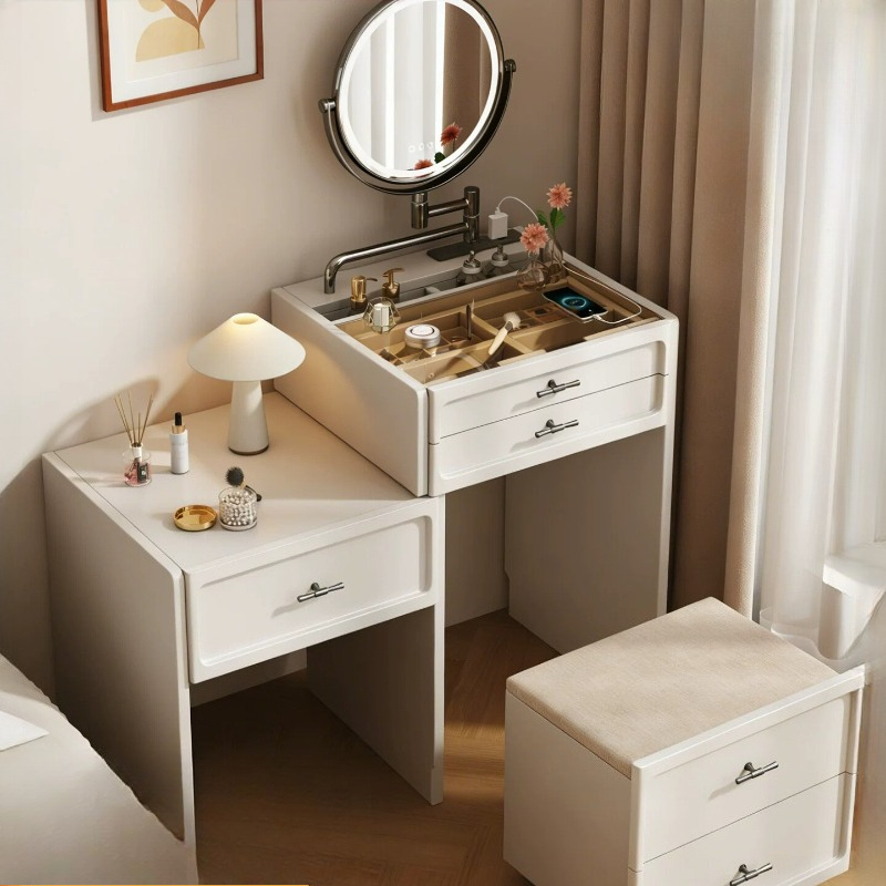 Niezbędne akcesoria do akademi – Beauty Without Makeup recenzja i cena