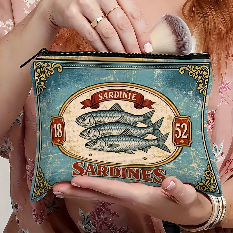 Kosmetyczka z nadrukiem retro  – Beauty Without Makeup recenzja i cena
