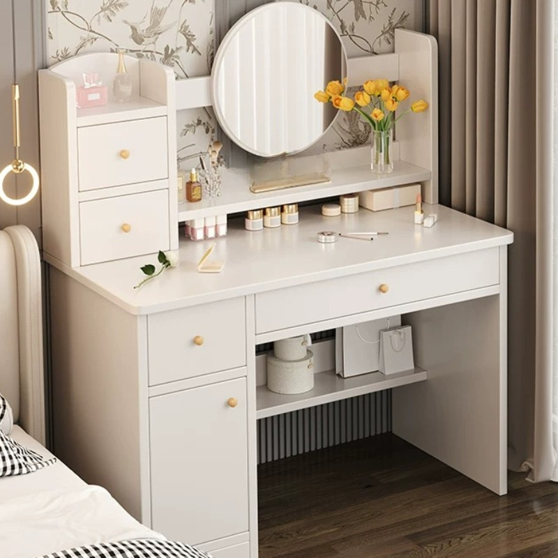 Toaletka do sypialni z miejsce – Beauty Without Makeup recenzja i cena