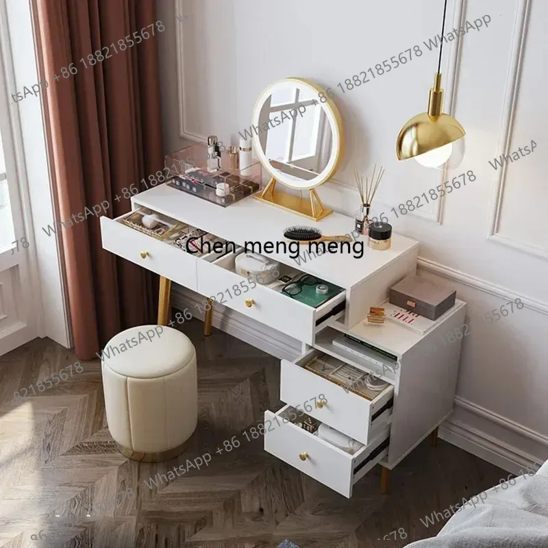 Toaletka z lustrem, biała, w s – Beauty Without Makeup recenzja i cena